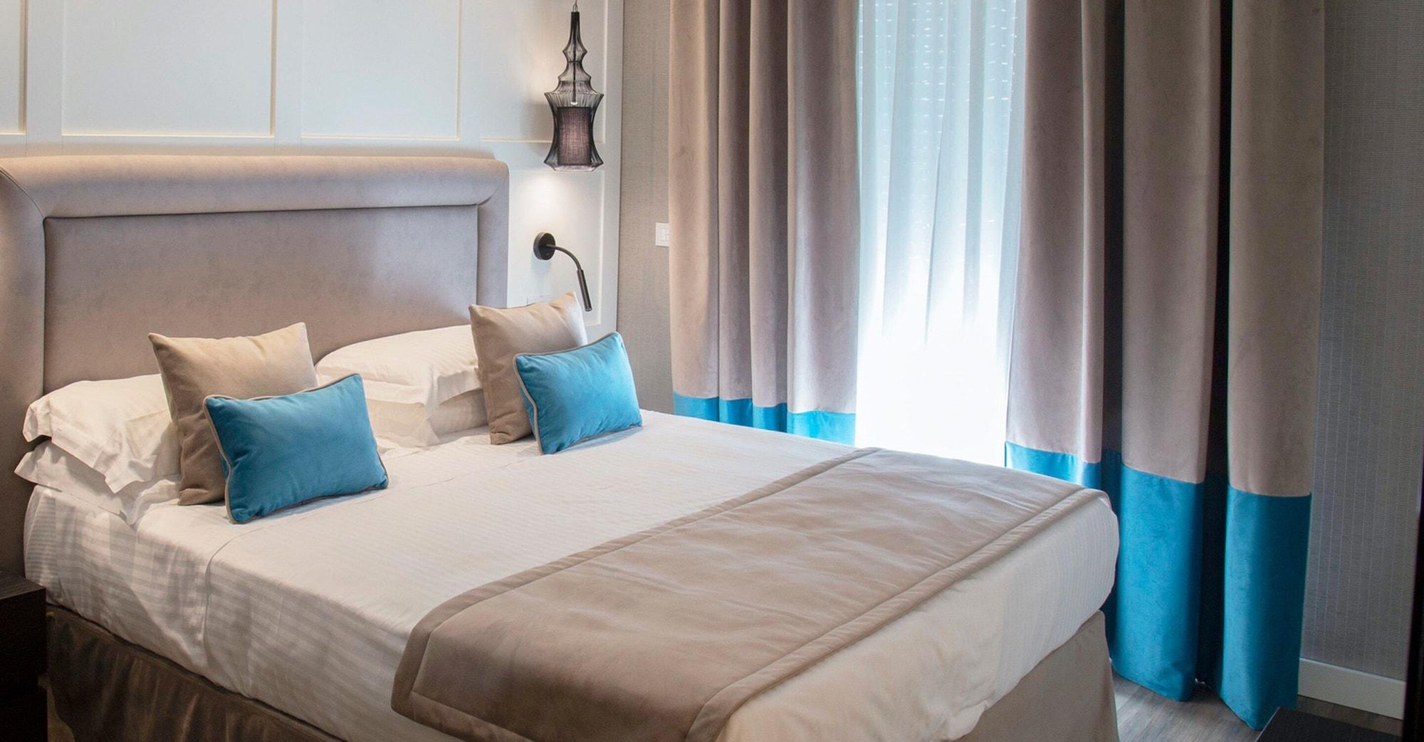 Hotel Lungomare Riccione Kültér fotó