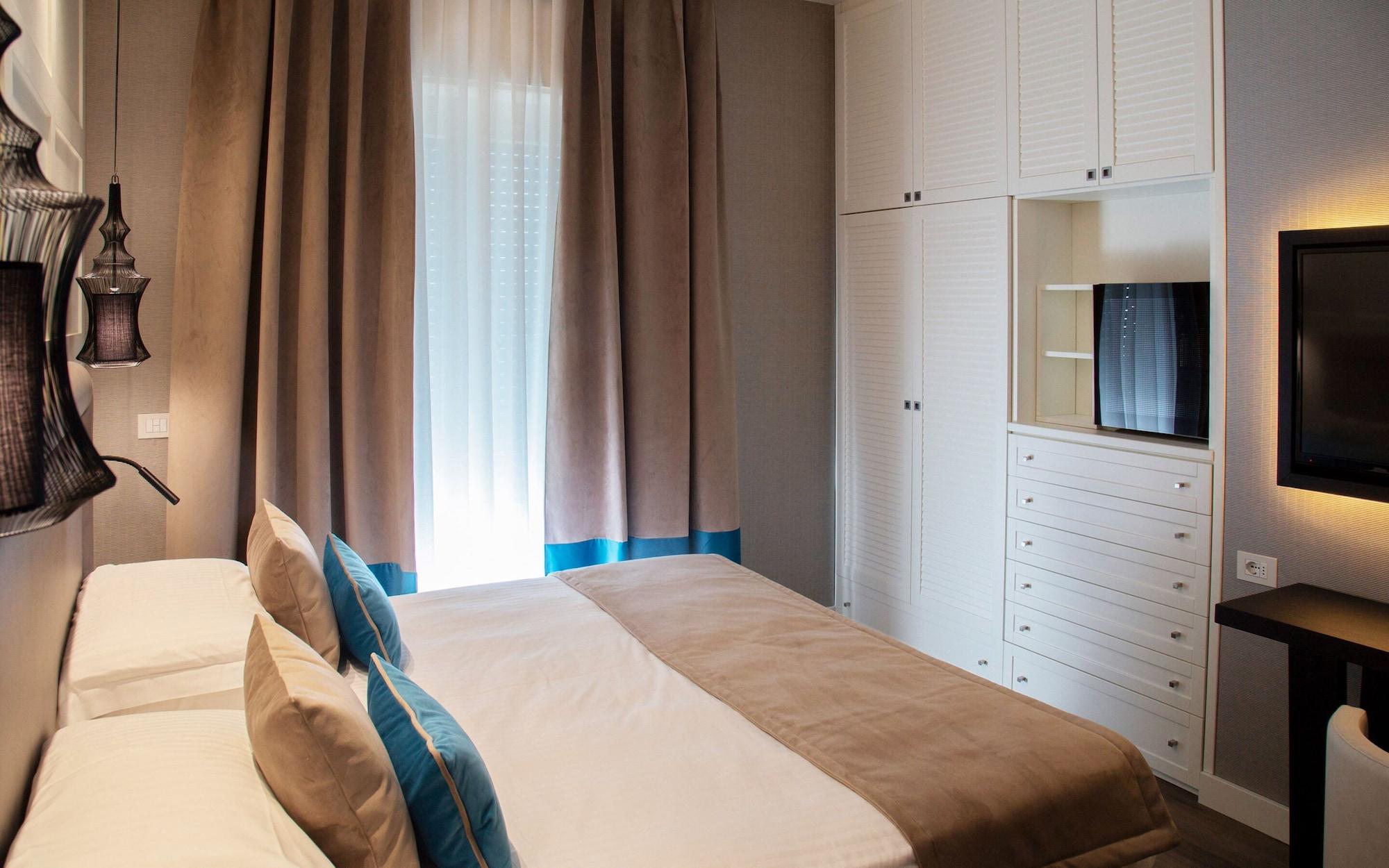Hotel Lungomare Riccione Kültér fotó