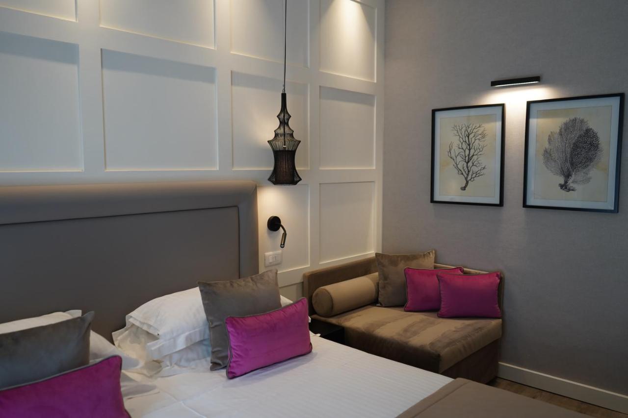 Hotel Lungomare Riccione Kültér fotó